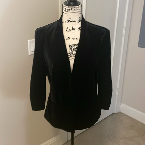 Eliza J velvet blazer - Picture 4 of 5